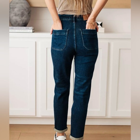 Judy Blue High Rise Double Cuffed Jogger Jeans Dark Wash Denim Size 9/29 NWOT - Picture 3 of 8